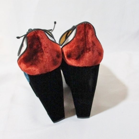 NEW CHRISTIAN LOUBOUTIN Platform Pump - Picture 8 of 11